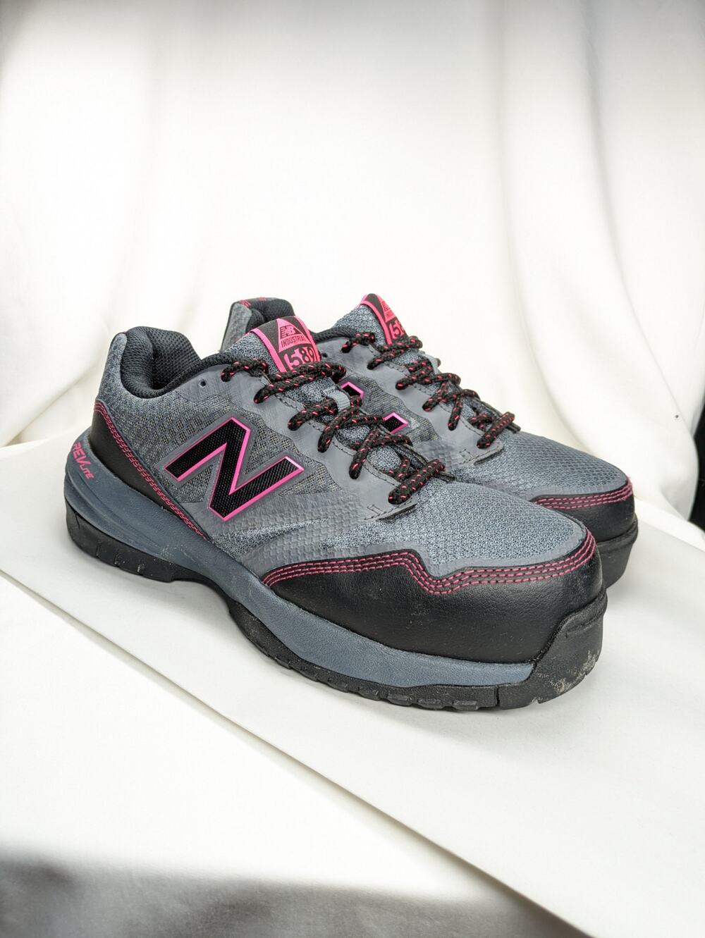 New Balance Industrial 589 Shoes Womens 7.5 Black-Fuchsia WID589v1 Workwear